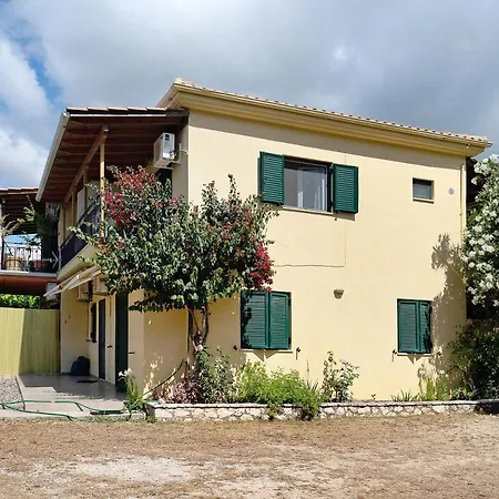 Vardia B Apartment Mikros Gialos